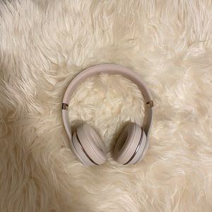 Beats Solo 3 Headphones